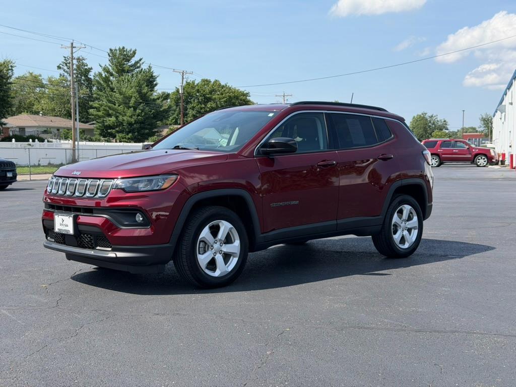 Velvet Red Pearlcoat 2022 Jeep Compass SUV / Crossover Four-Wheel Drive 9-Speed Automatic