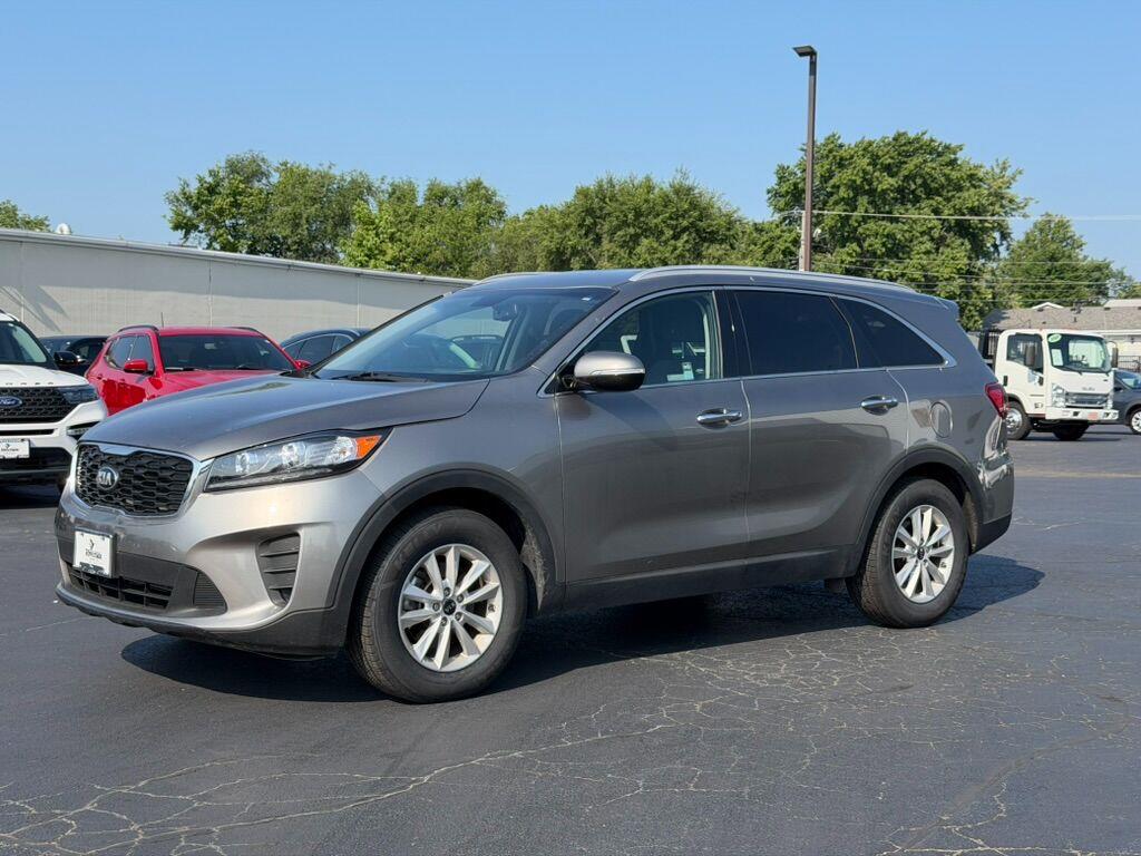 Titanium Silver 2019 Kia Sorento SUV / Crossover Front-Wheel Drive Automatic