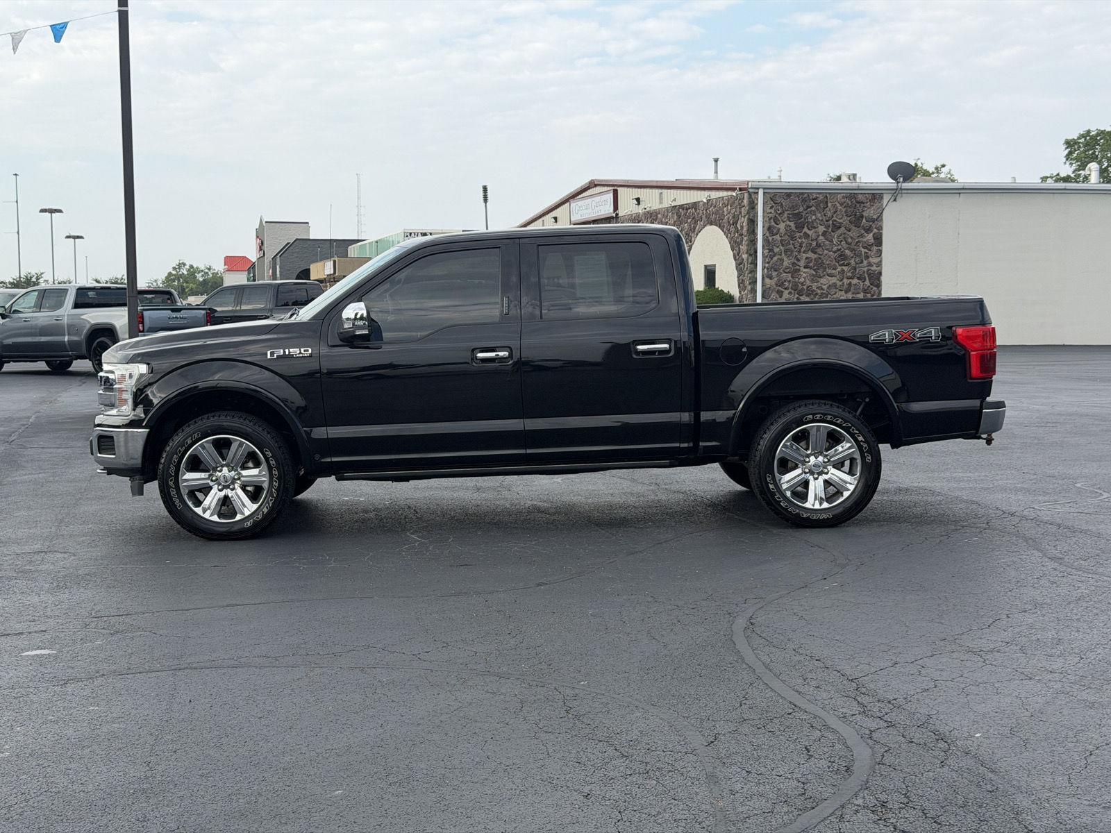 View vehicle photo 4