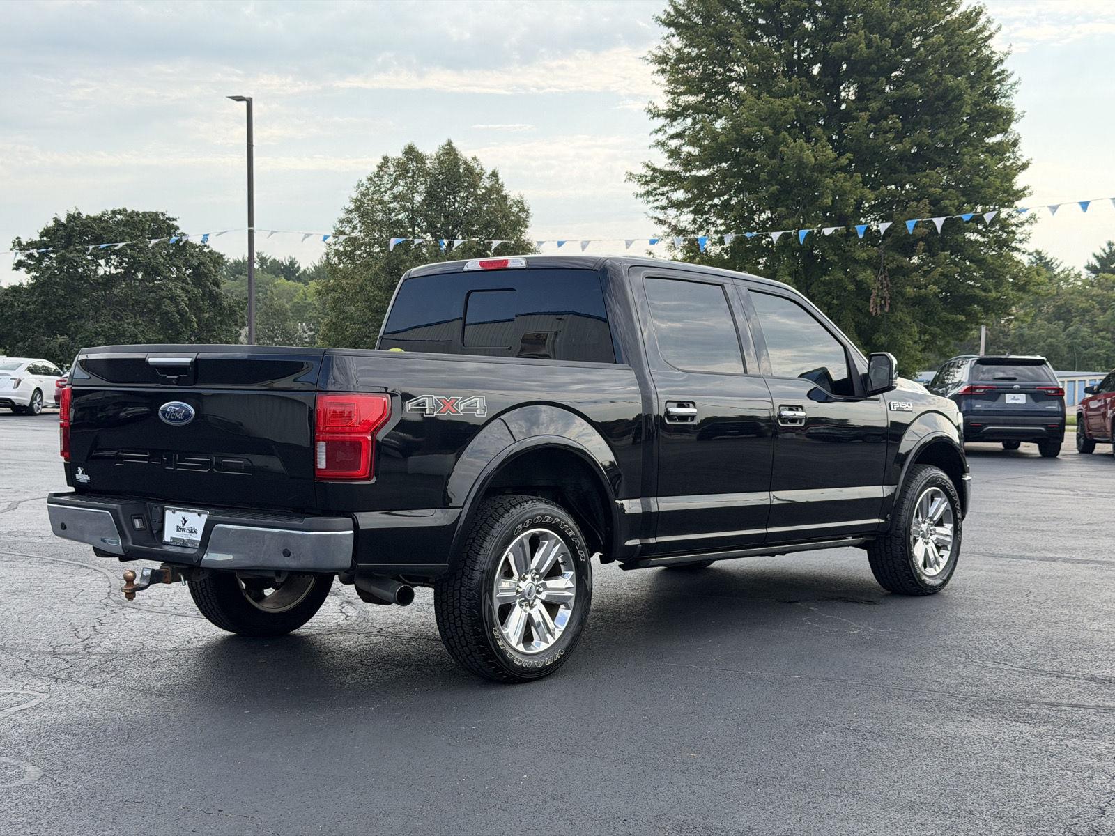 View vehicle photo 5