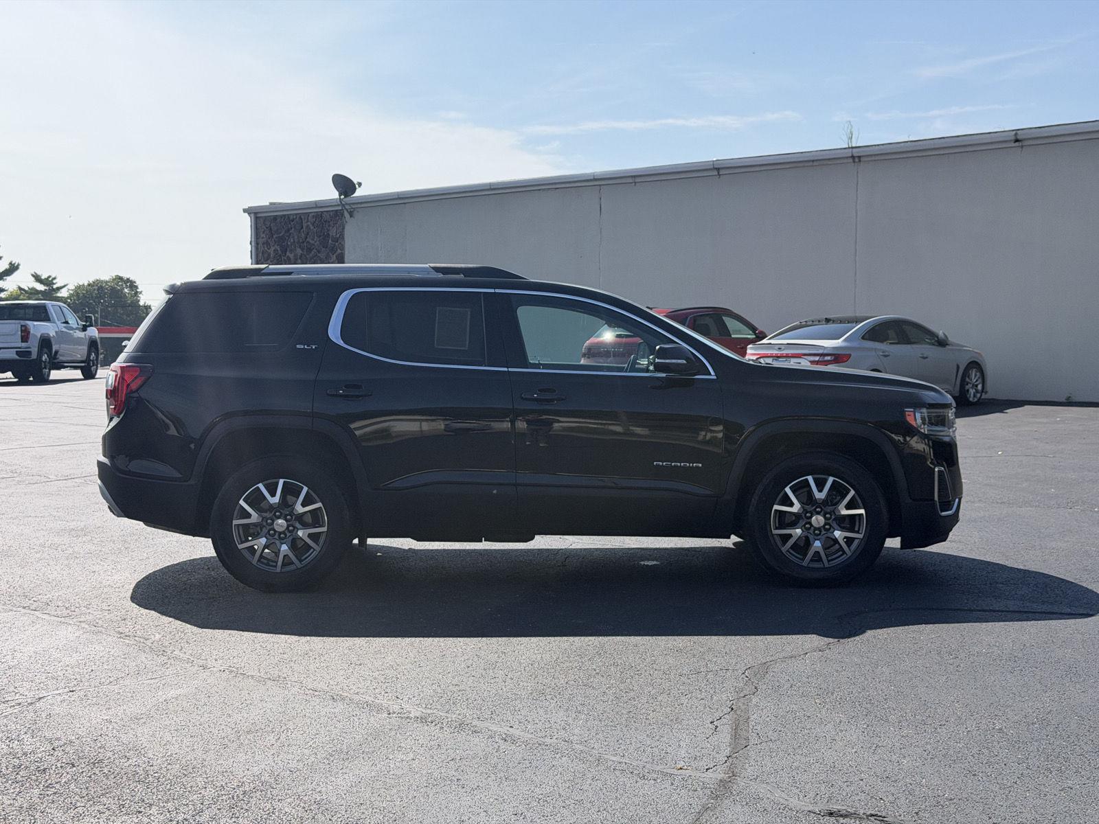 View vehicle photo 6