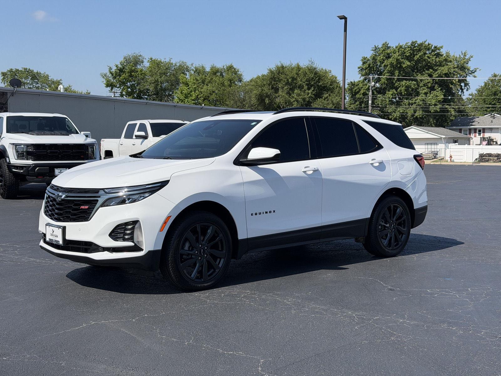 Summit White 2023 Chevrolet Equinox SUV / Crossover Four-Wheel Drive 6-Speed Automatic