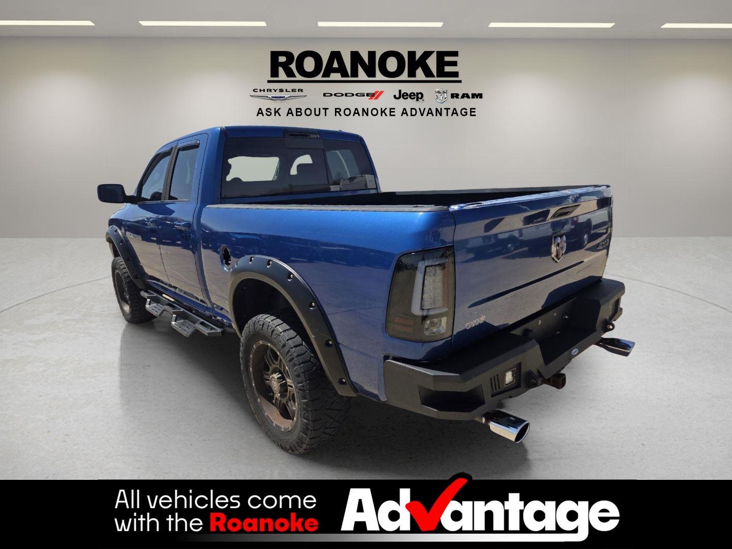 View vehicle photo 6
