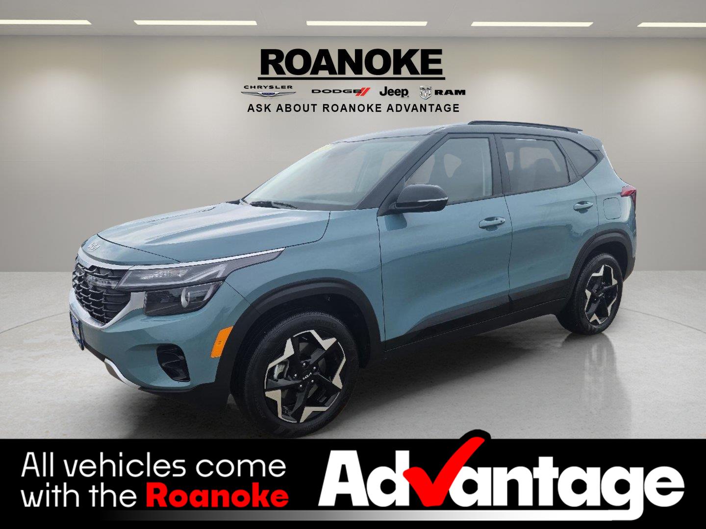 Pluton Blue/Fusion Black Roof 2025 Kia Seltos SUV / Crossover All-Wheel Drive Continuously Variable Transmission