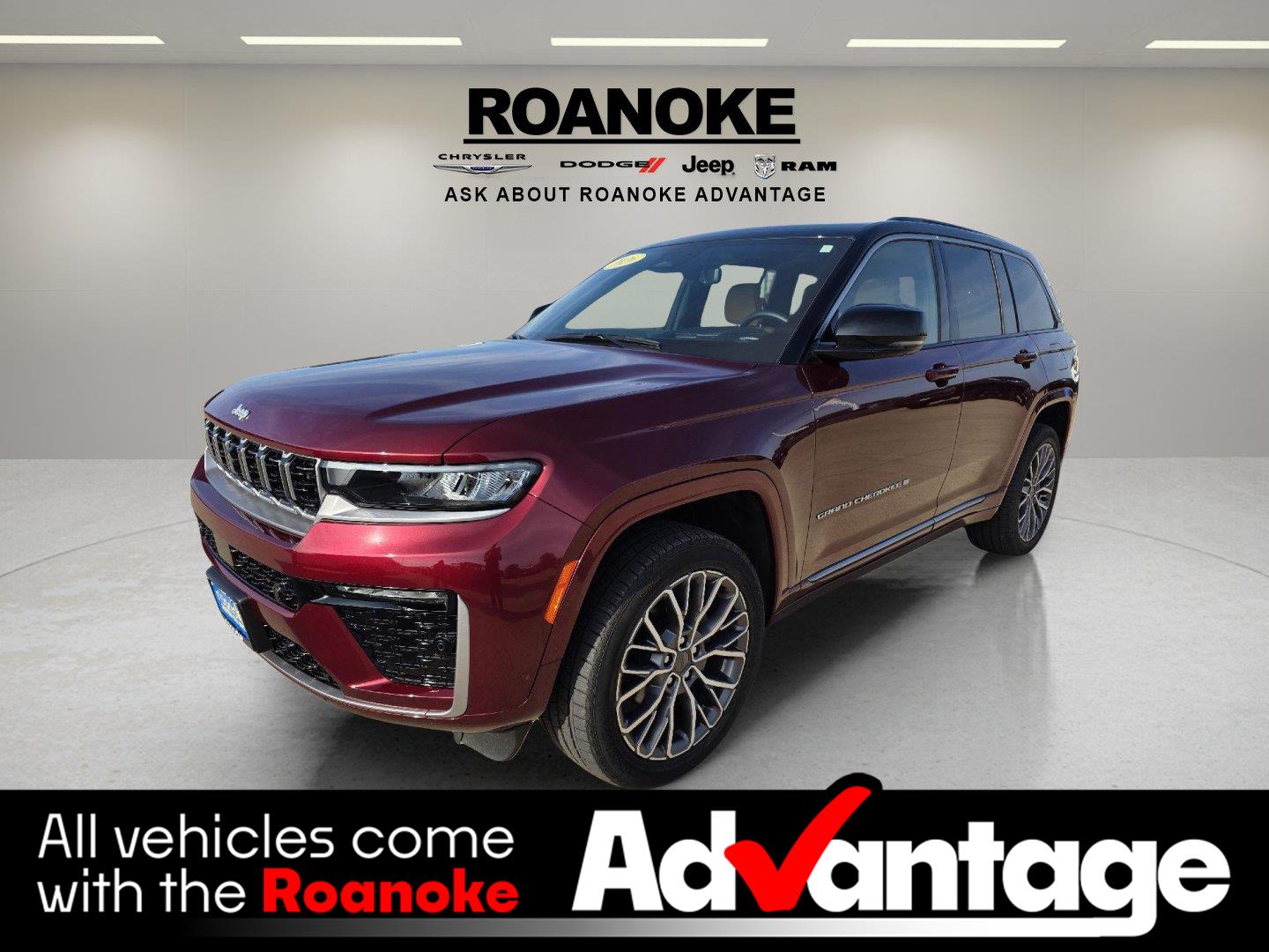 Velvet Red Pearlcoat 2026 Jeep Grand Cherokee SUV / Crossover Four-Wheel Drive 8-Speed Automatic