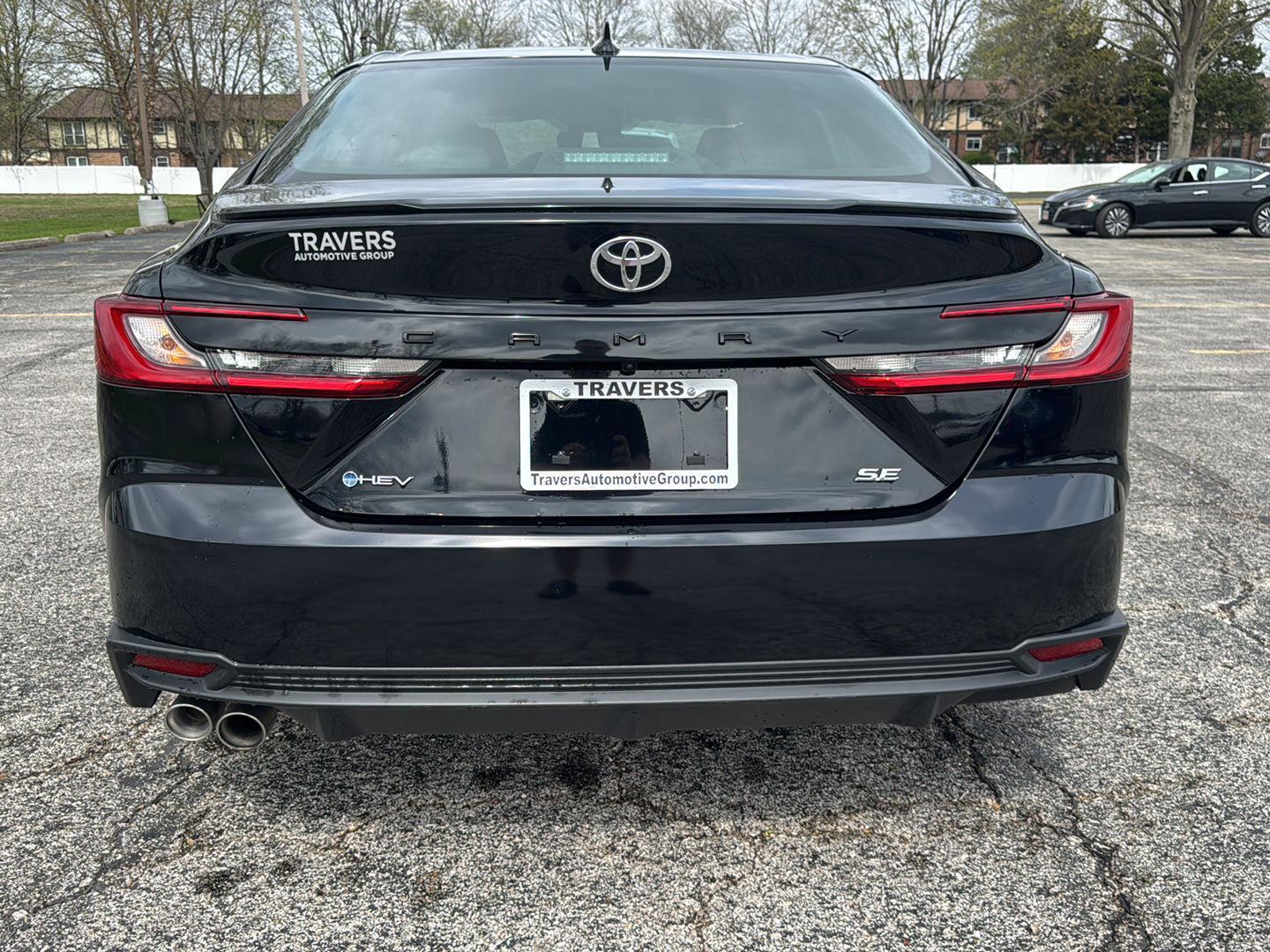 View vehicle photo 5