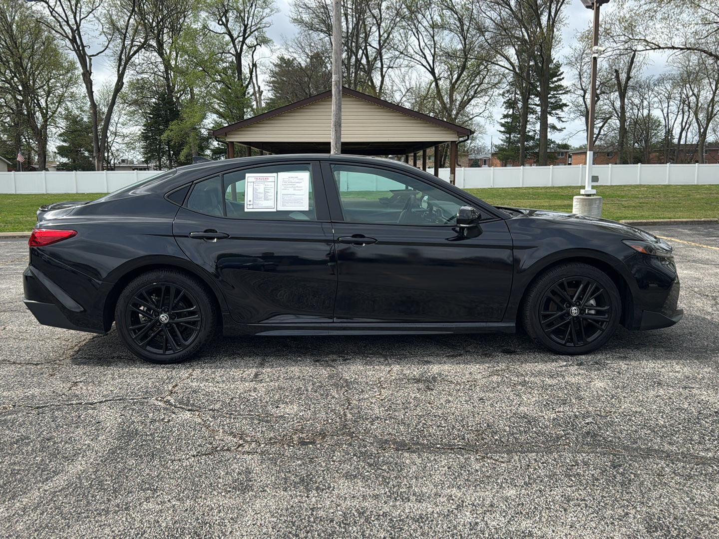 View vehicle photo 7