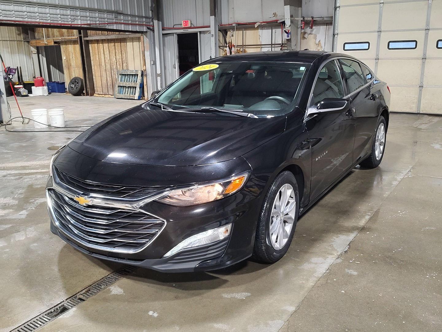 2024 Chevrolet Malibu LT with 1LT FWD