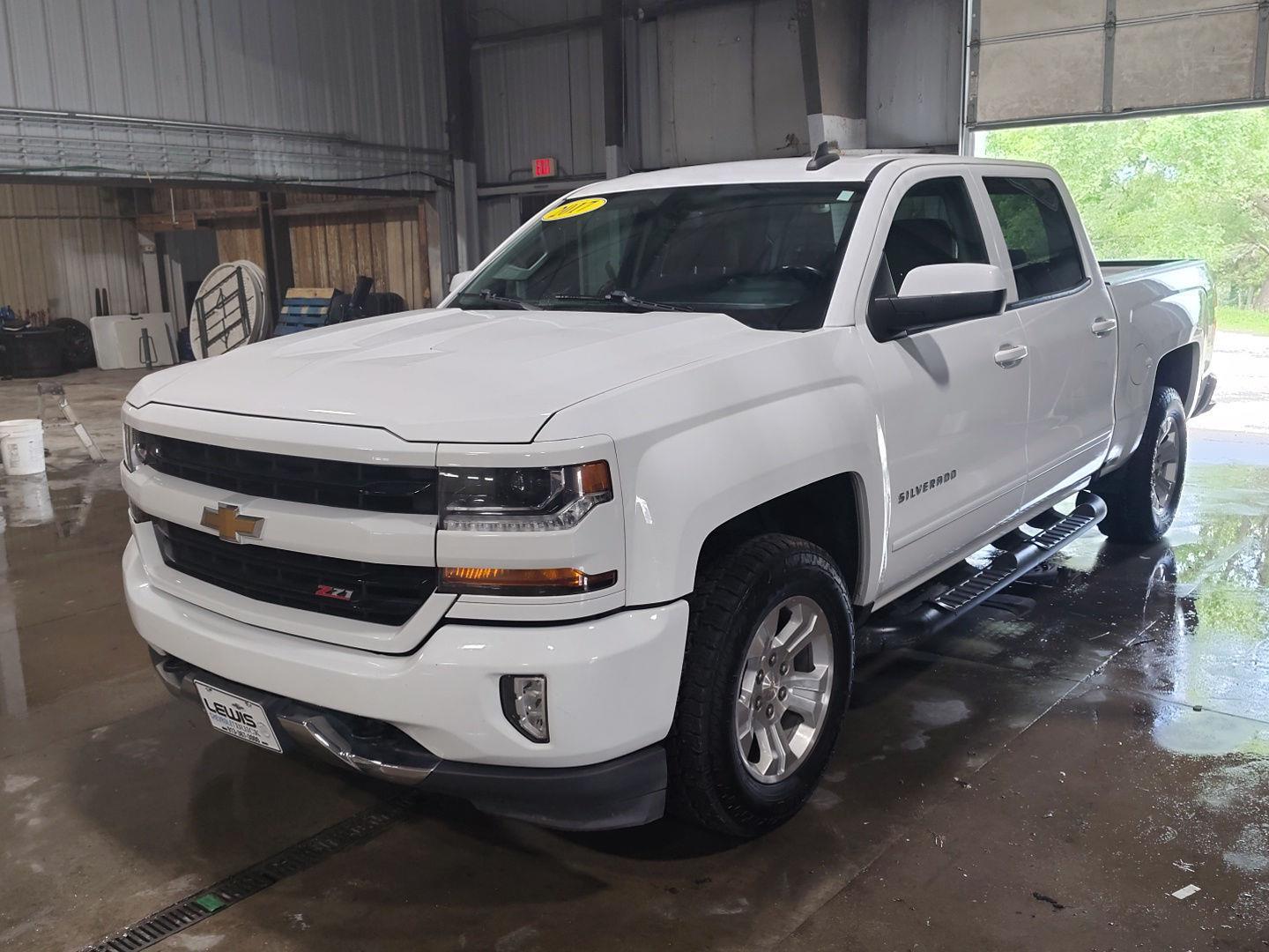 2017 Chevrolet Silverado 1500 LT Crew Cab 4WD