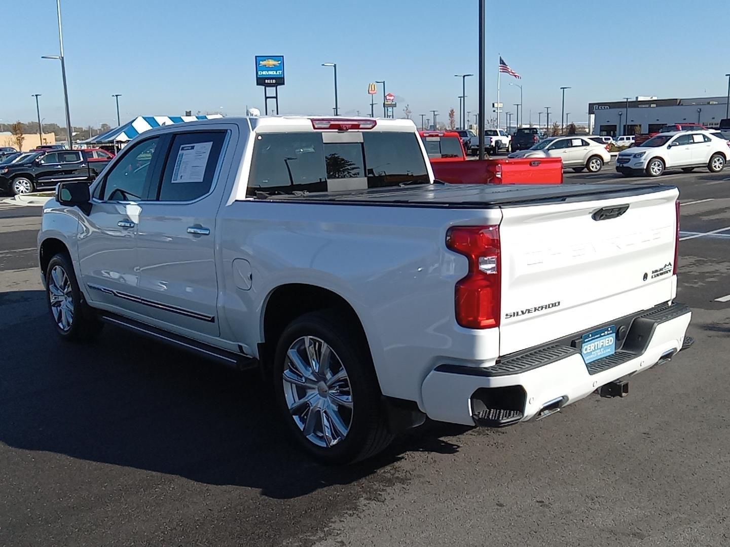 2024 Chevrolet Silverado 1500 High Country 19