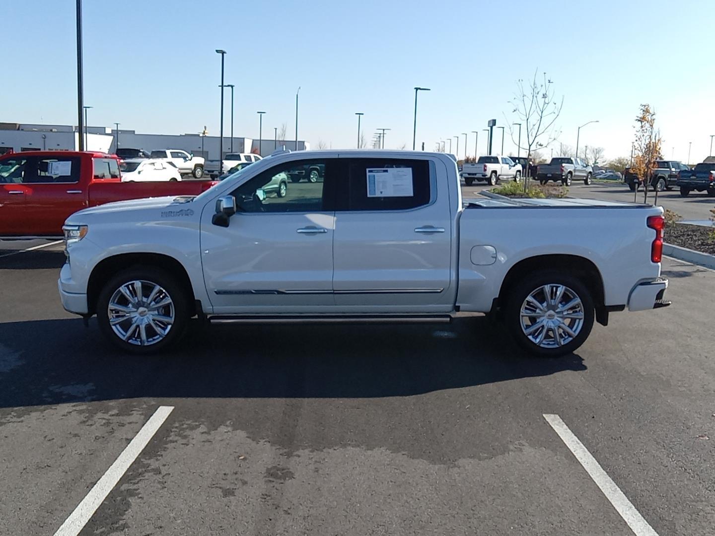 2024 Chevrolet Silverado 1500 High Country 16