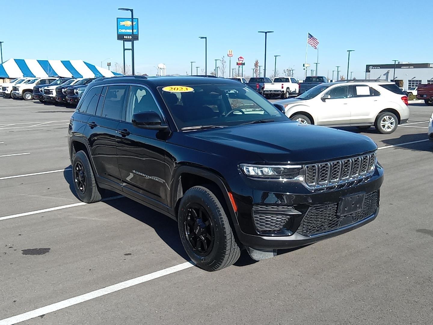 2023 Jeep Grand Cherokee Laredo 20