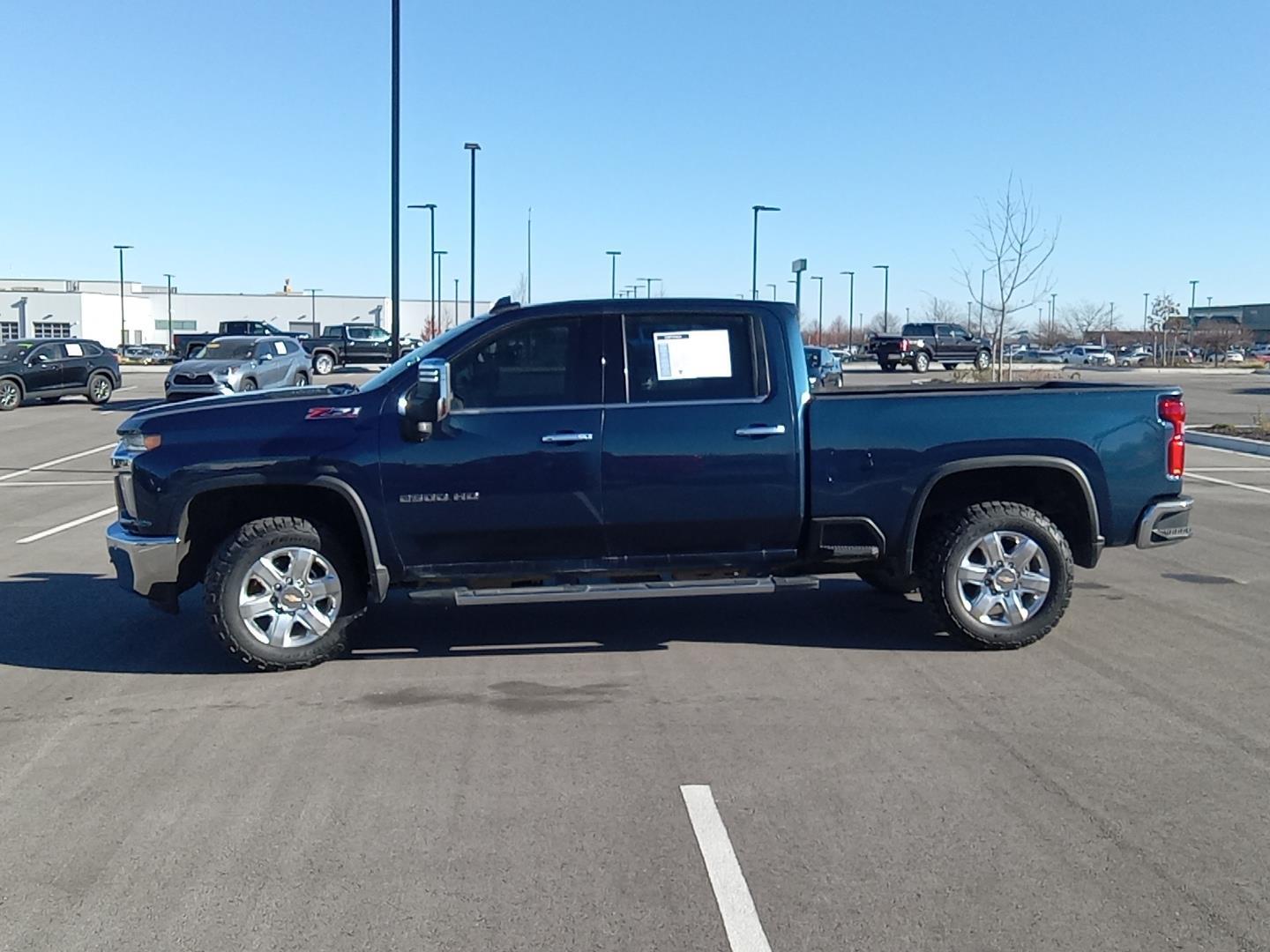 2022 Chevrolet Silverado 2500HD LTZ 2