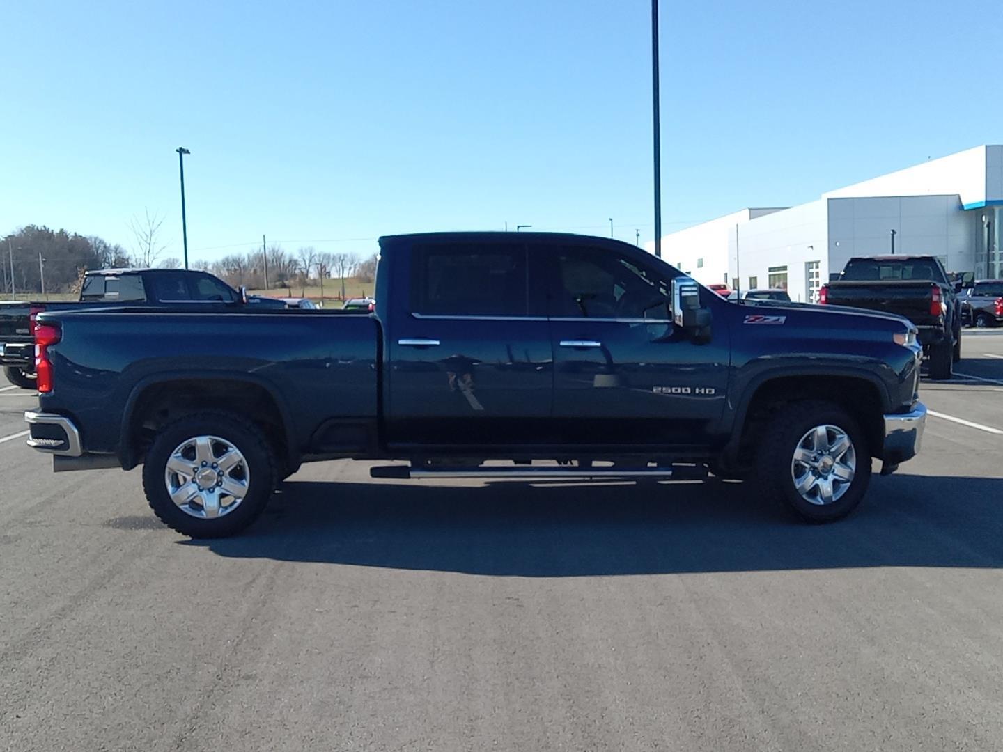 2022 Chevrolet Silverado 2500HD LTZ 3