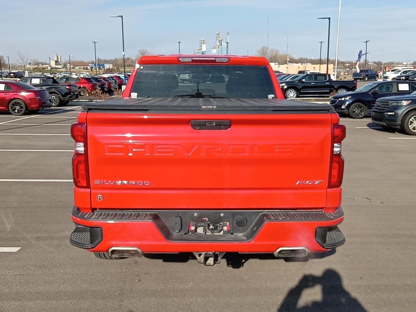 2020 Chevrolet Silverado 1500 RST 19