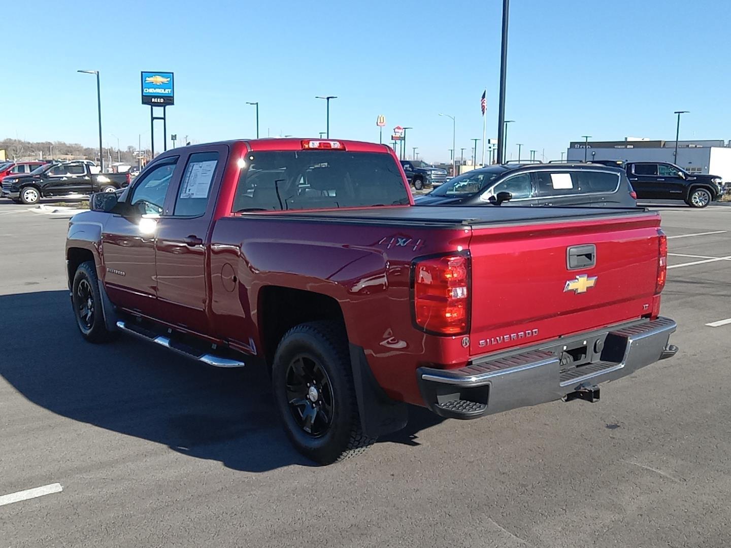 2018 Chevrolet Silverado 1500 LT 8