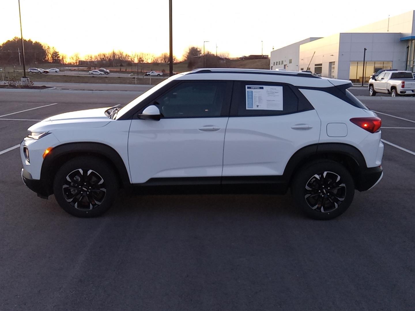 2023 Chevrolet Trailblazer LT 2