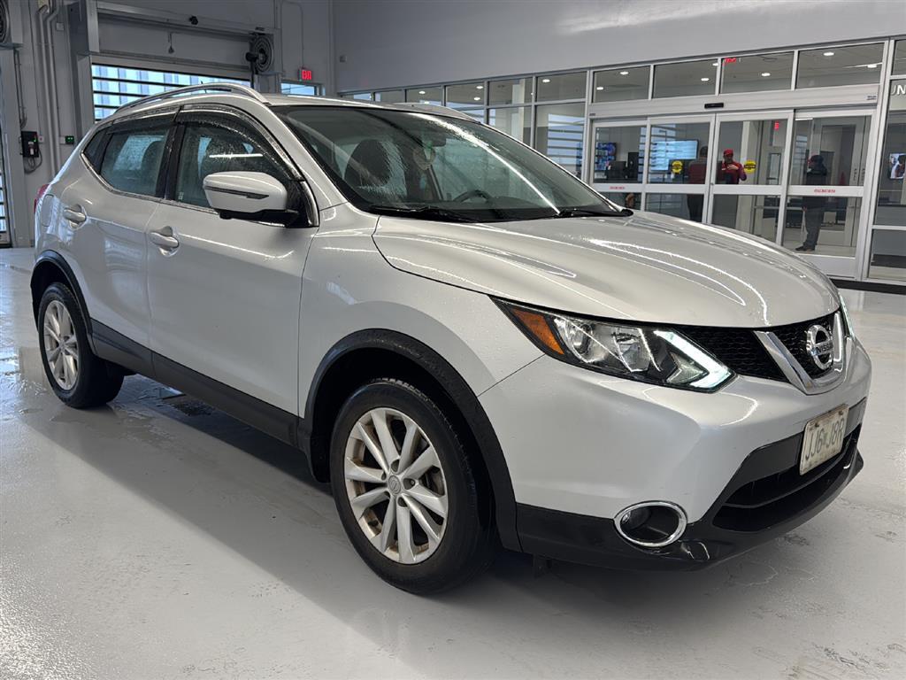 2017 Nissan Rogue Sport SV 4