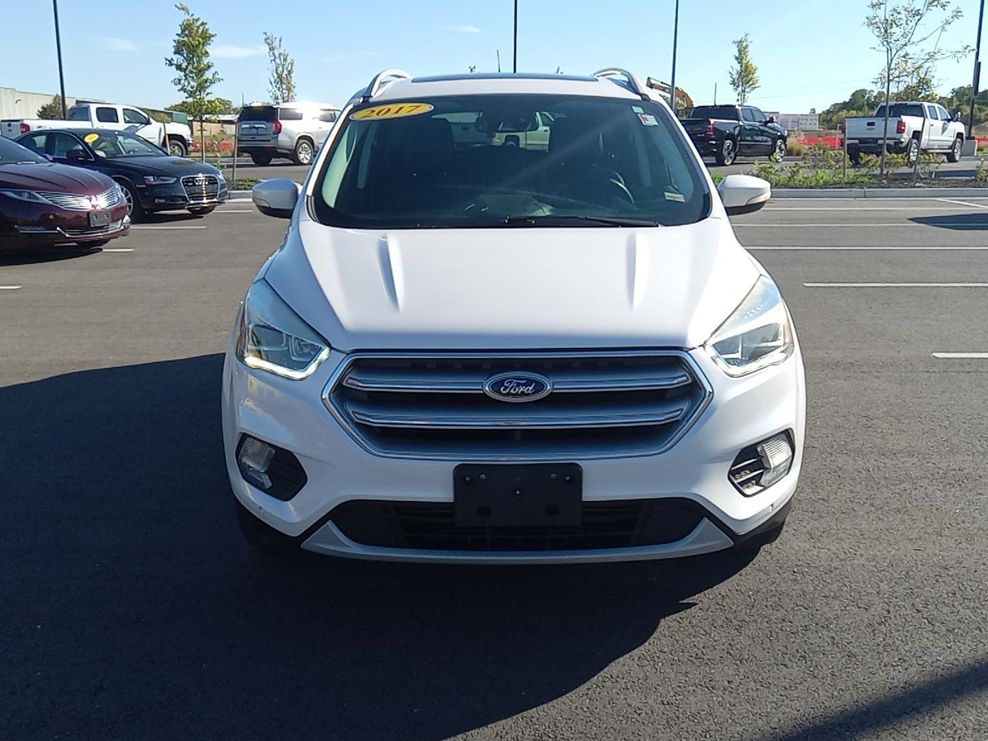 2017 Ford Escape Titanium 16