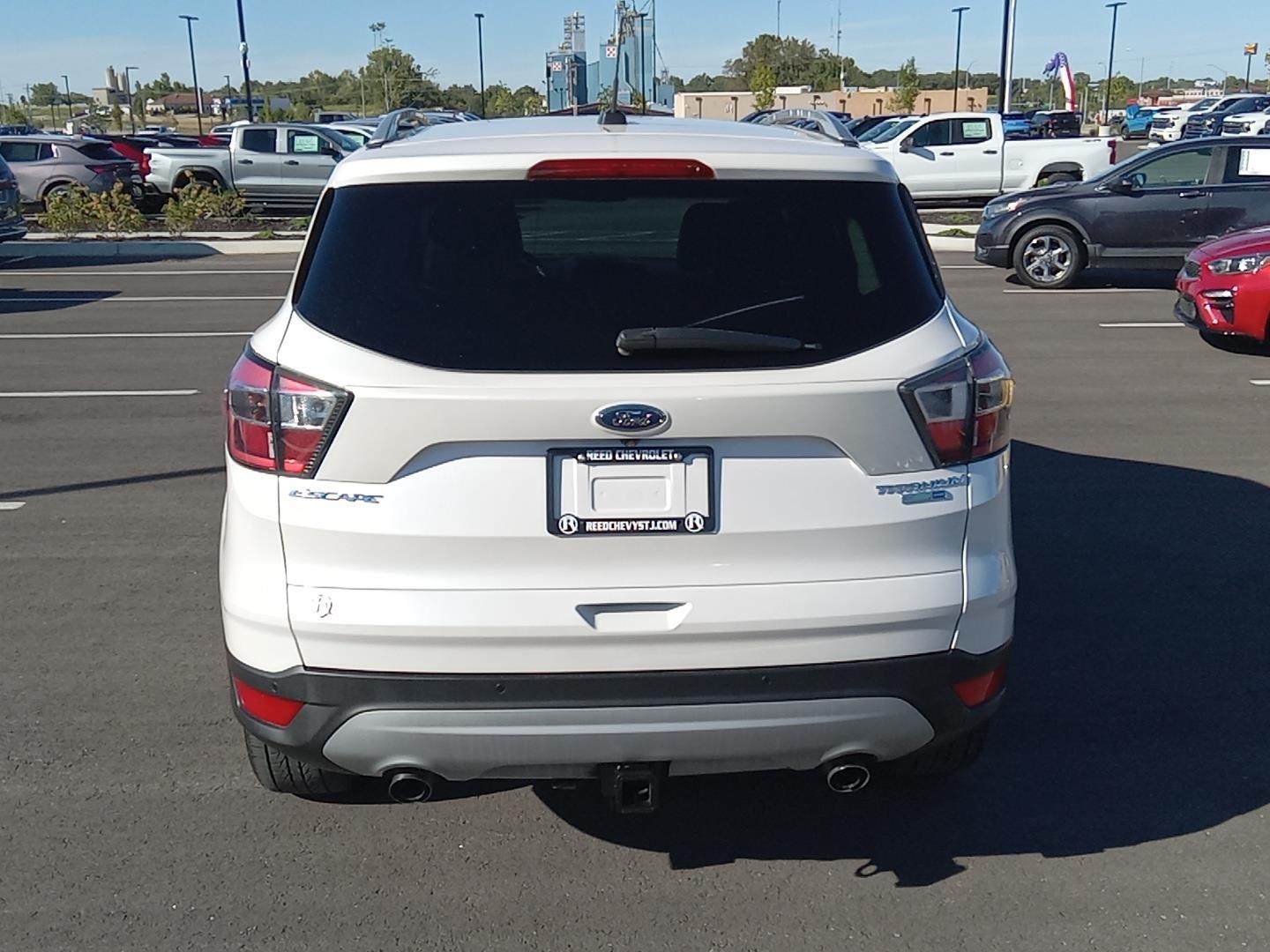 2017 Ford Escape Titanium 19