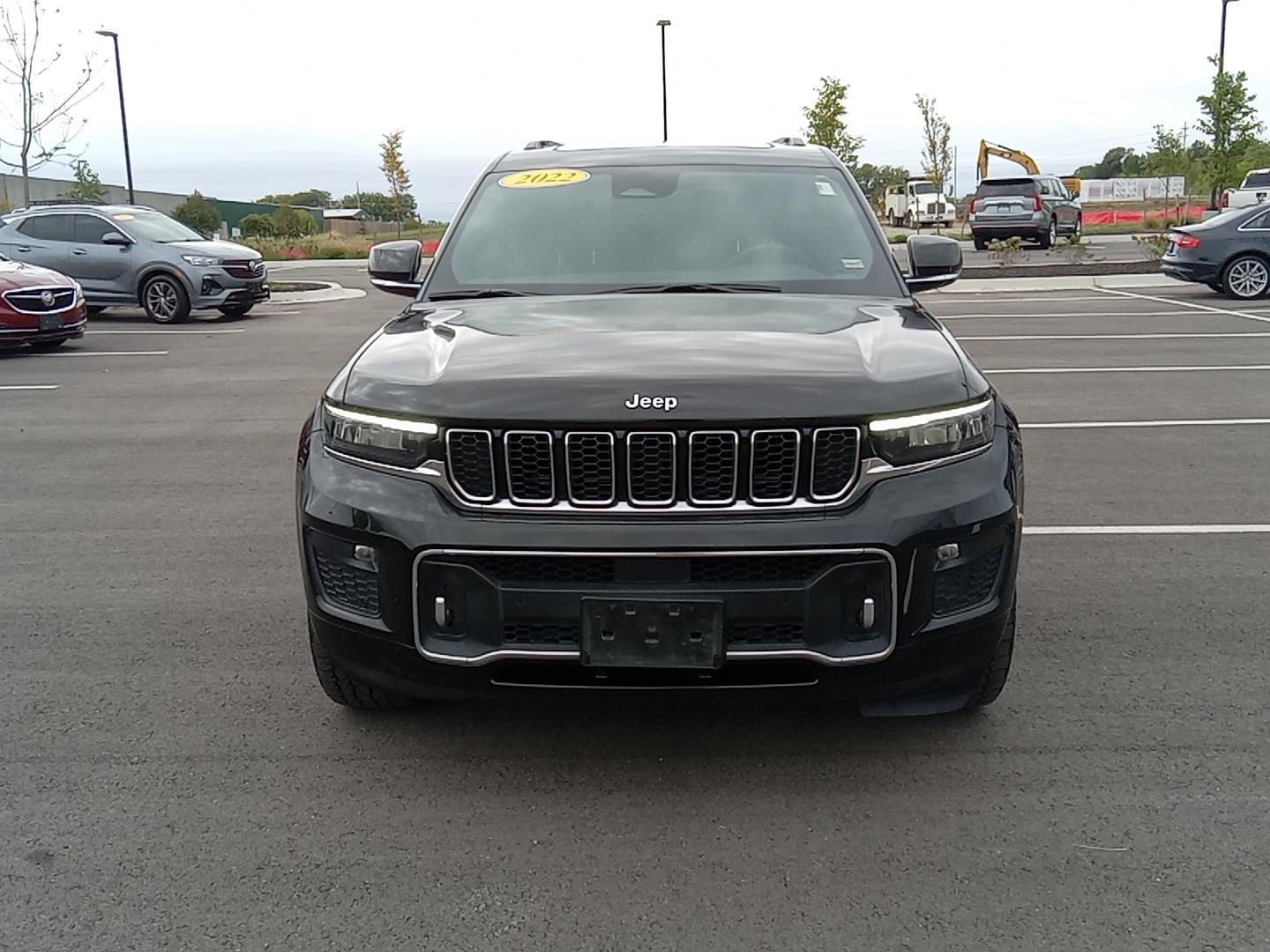 2022 Jeep Grand Cherokee L Overland 17