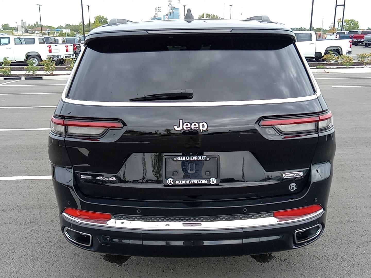 2022 Jeep Grand Cherokee L Overland 22