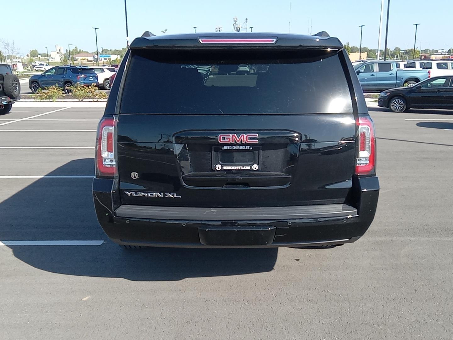 2016 GMC Yukon XL SLT 21