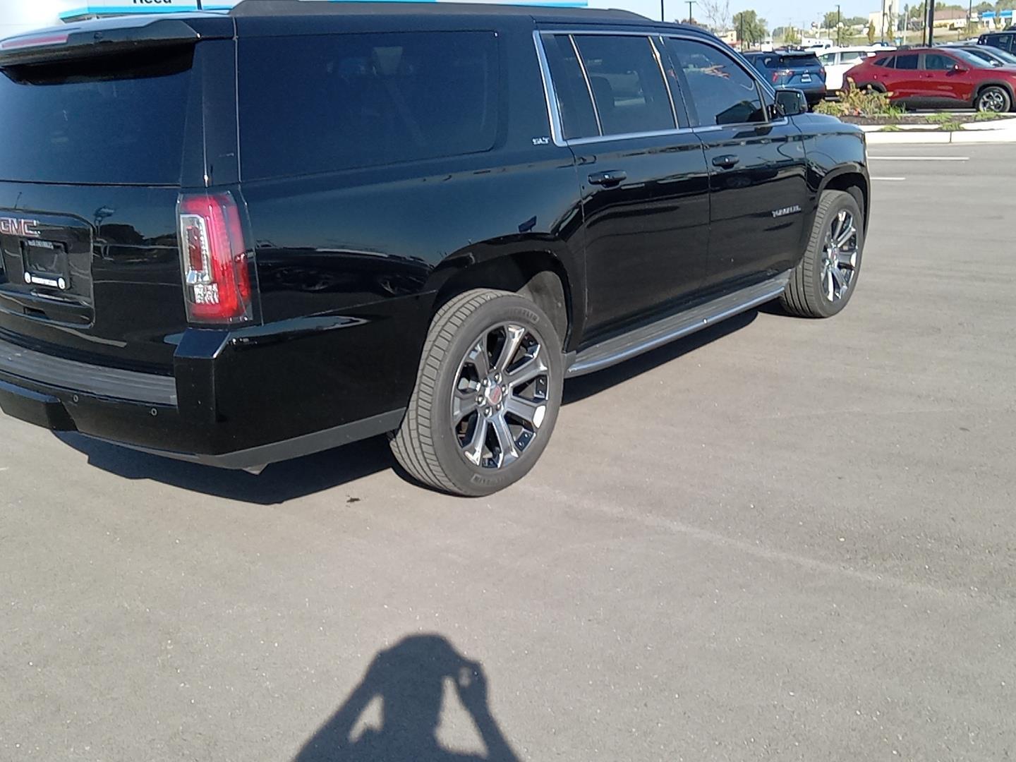 2016 GMC Yukon XL SLT 20