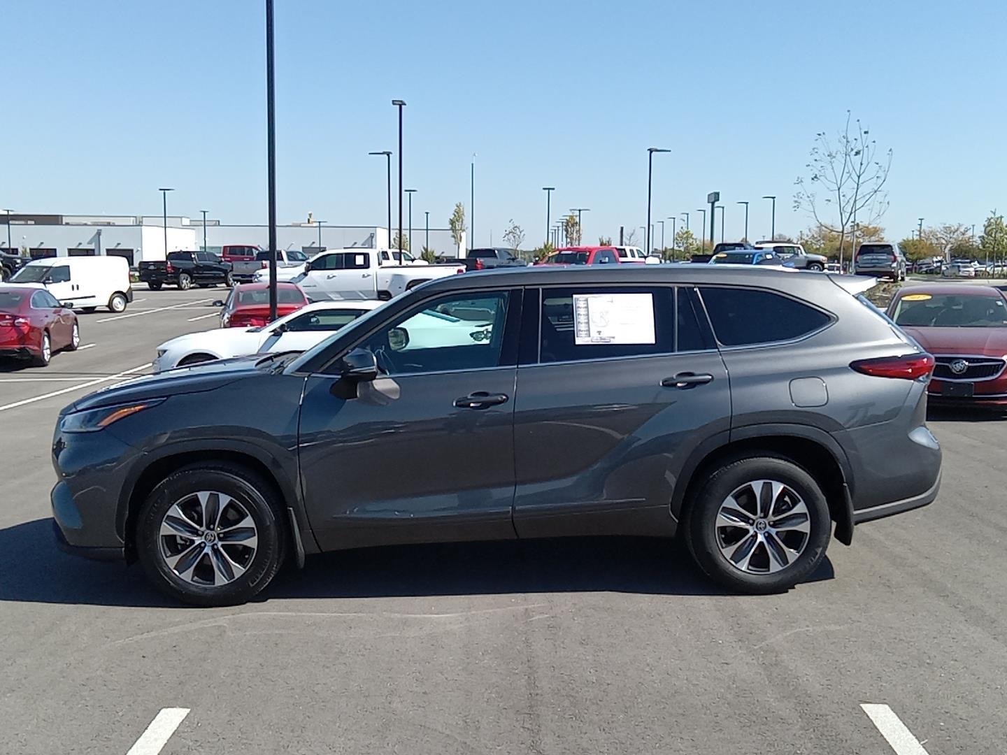 2021 Toyota Highlander XLE 20