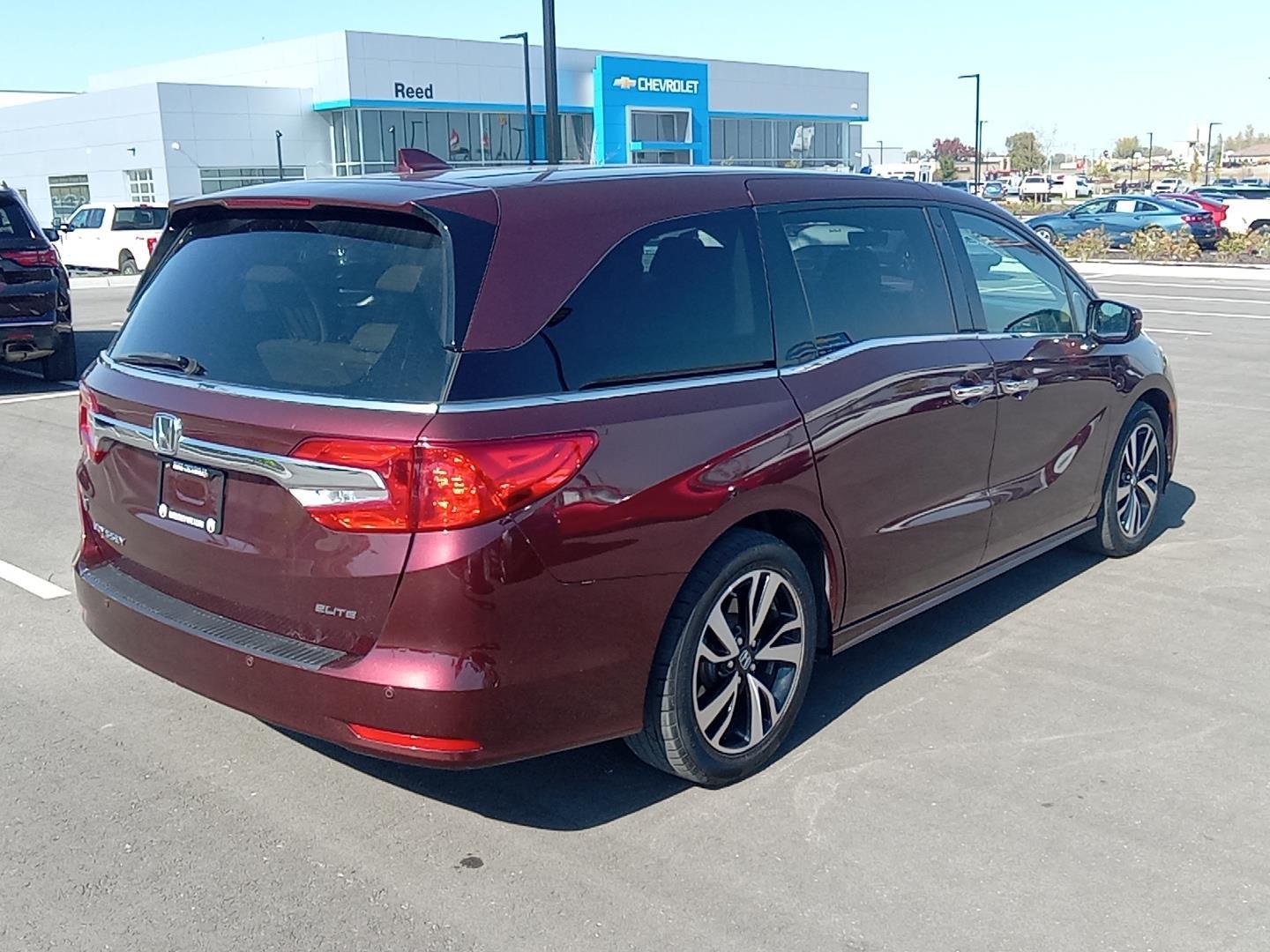 2018 Honda Odyssey Elite 23