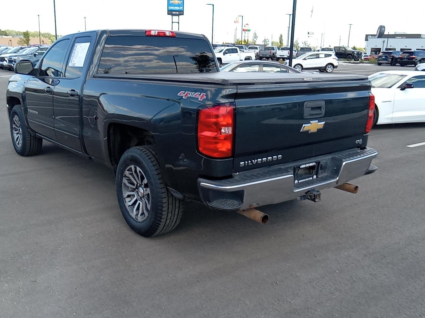 2017 Chevrolet Silverado 1500 LT 19