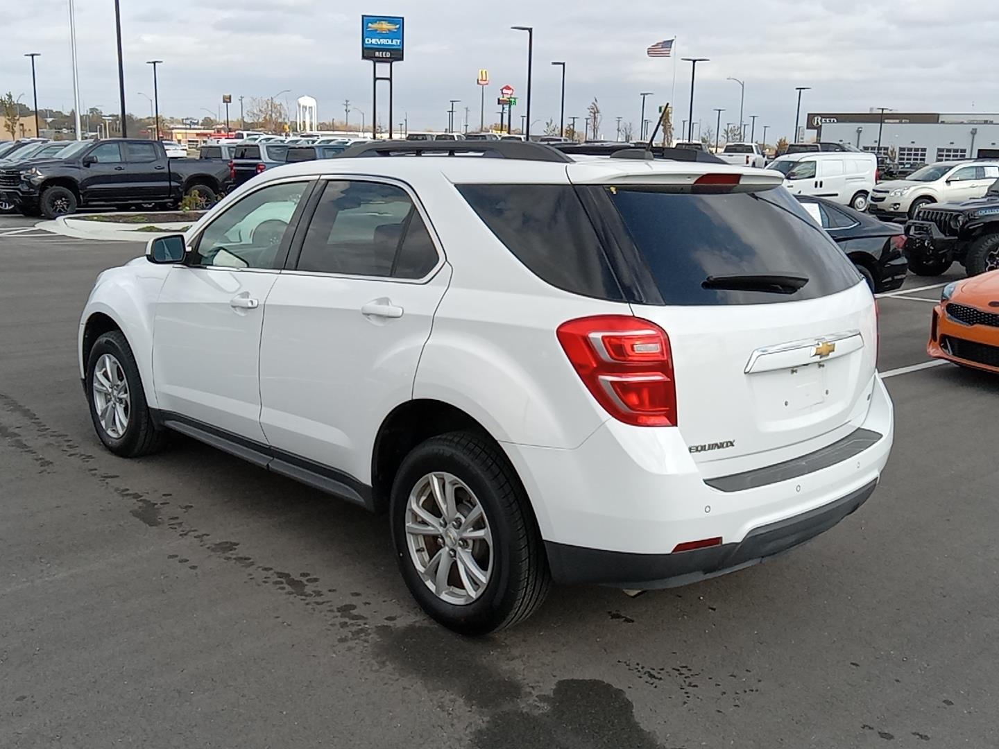 2017 Chevrolet Equinox LT 19