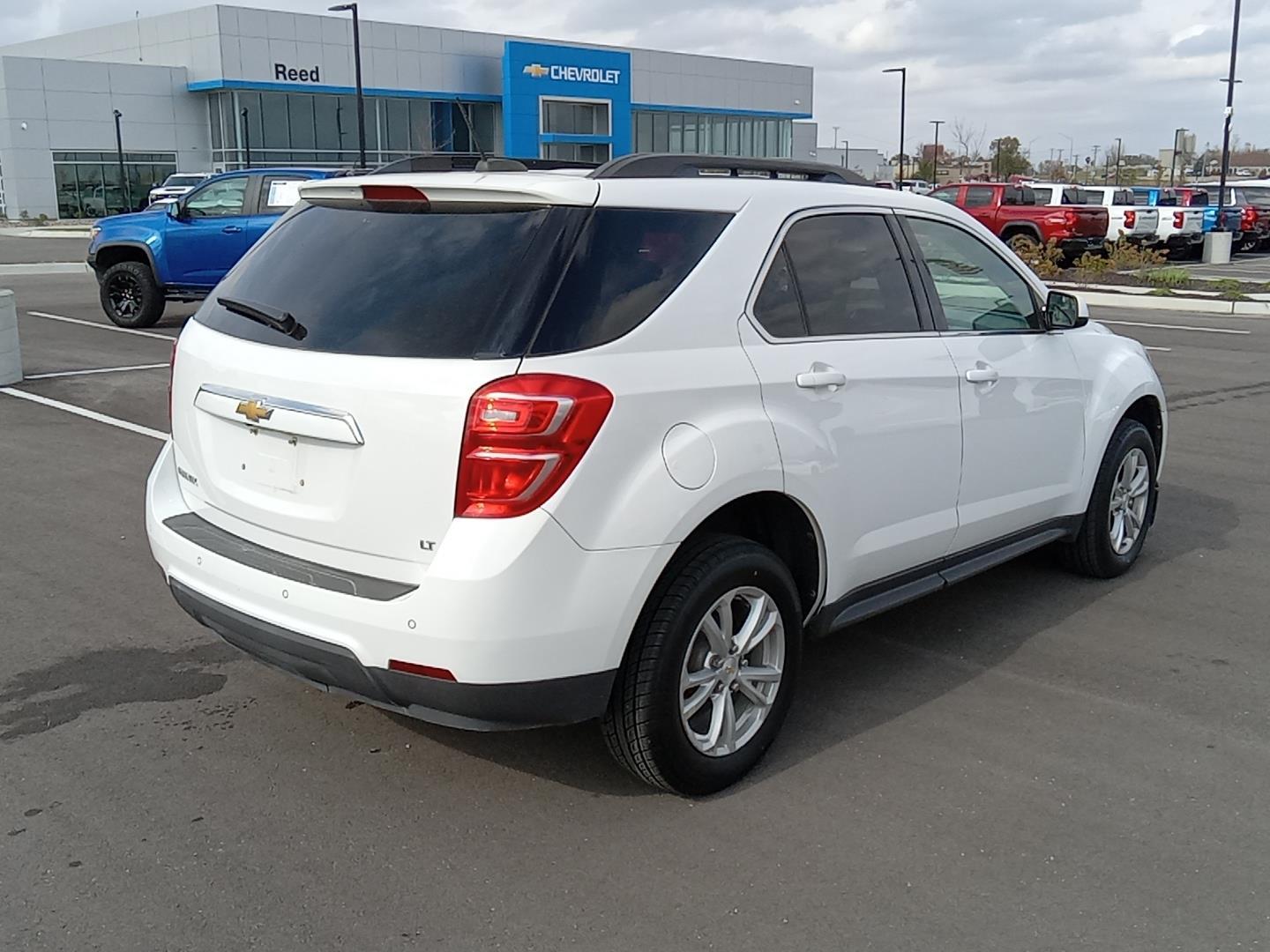 2017 Chevrolet Equinox LT 22