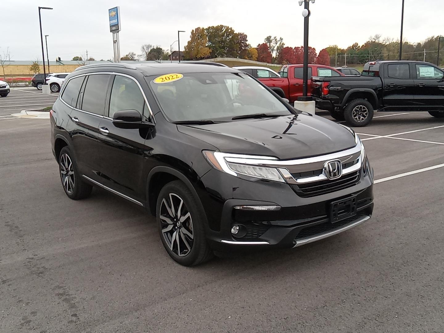 2022 Honda Pilot Touring 7-Passenger 23