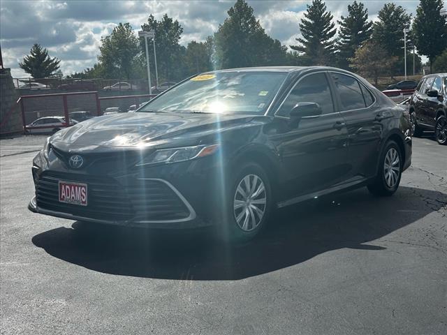 2022 Toyota Camry Hybrid LE 7