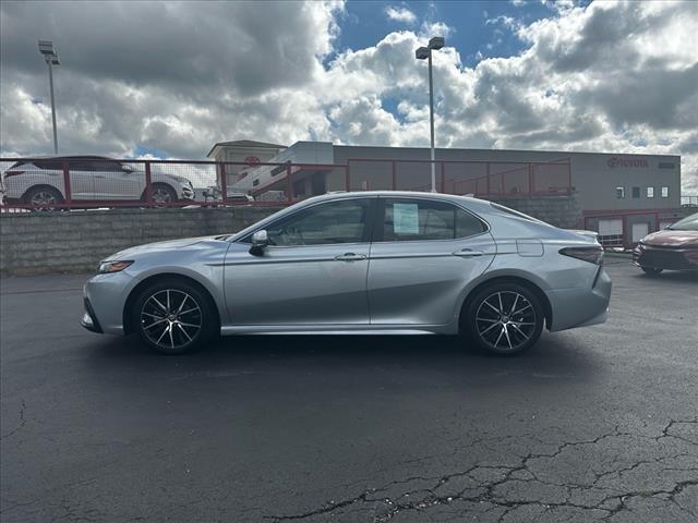 2023 Toyota Camry SE 6