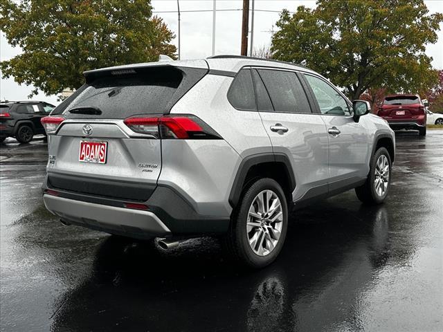 2023 Toyota RAV4 Limited 3