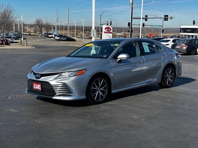 2022 Toyota Camry XLE V6 7