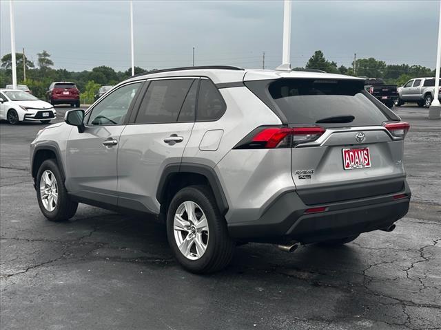 2020 Toyota RAV4 XLE 5