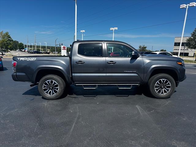 2021 Toyota Tacoma 4WD TRD Sport 2