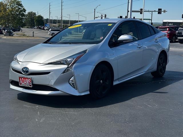 2016 Toyota Prius Three Touring 7