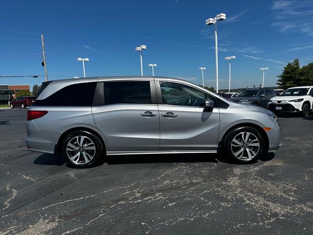 2022 Honda Odyssey Touring 2