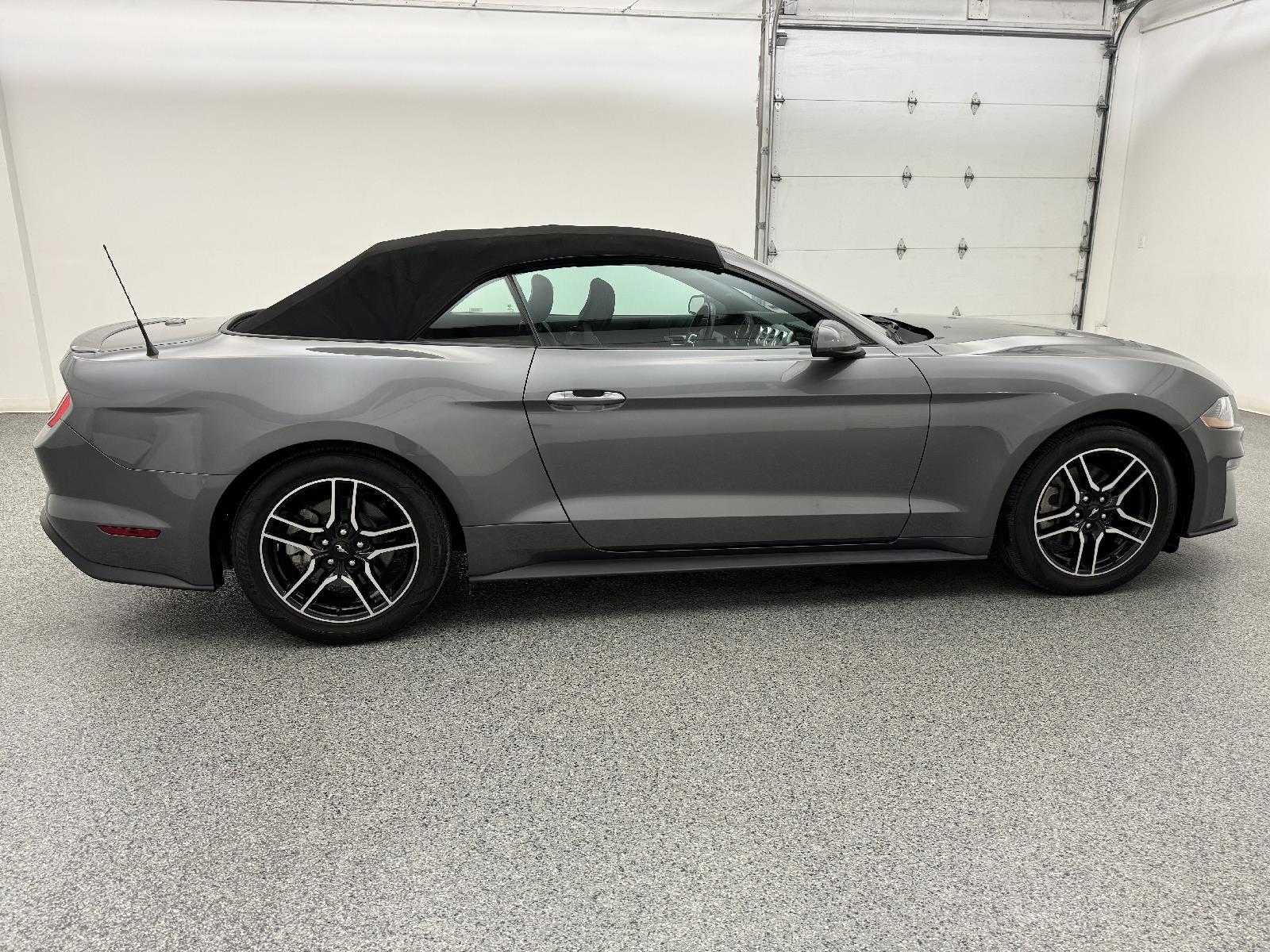 2021 Ford Mustang EcoBoost Premium 6