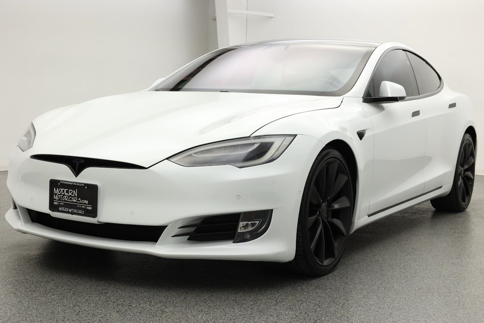 2016 Tesla Model S 90D 1