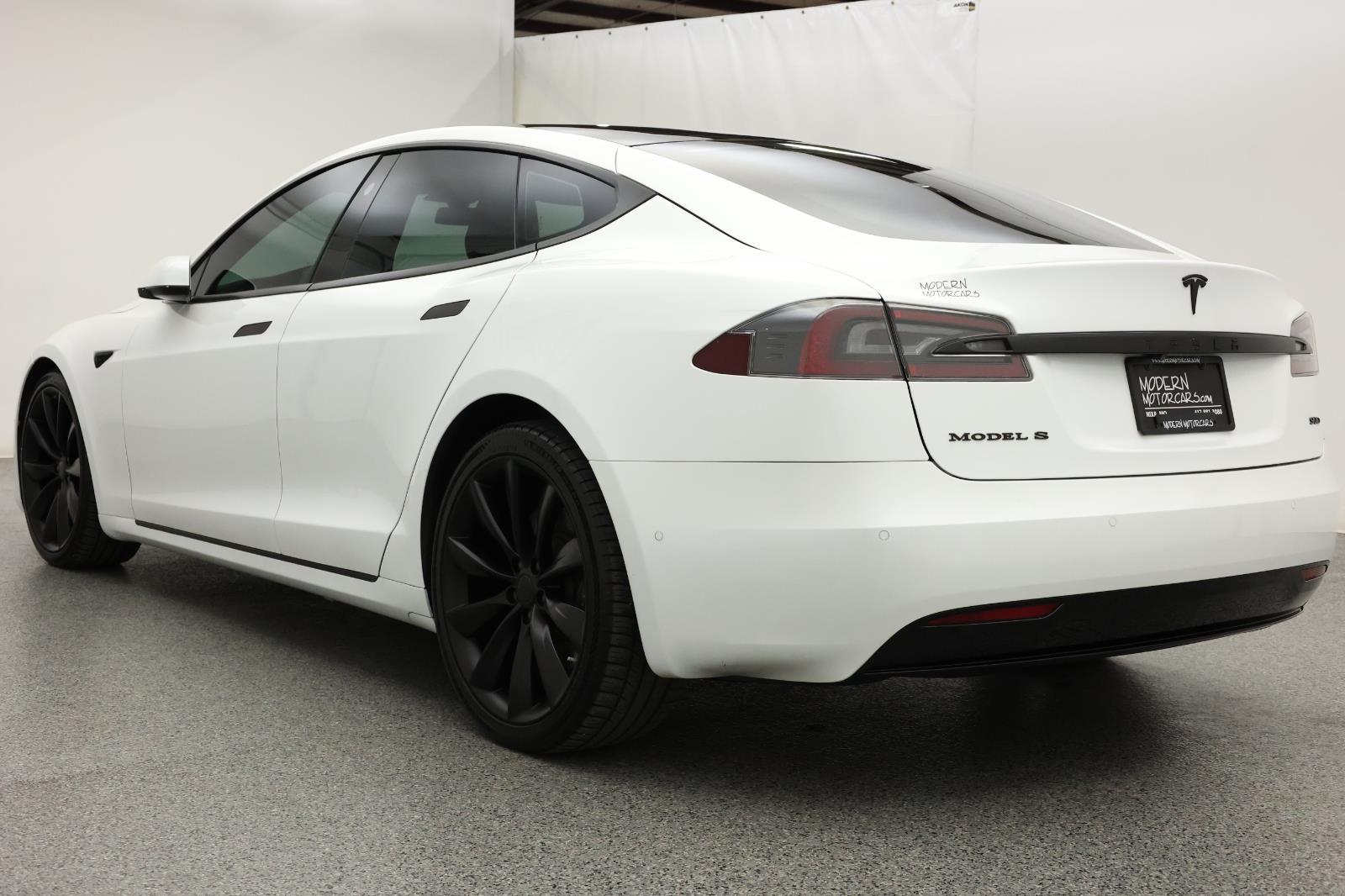 2016 Tesla Model S 90D 3