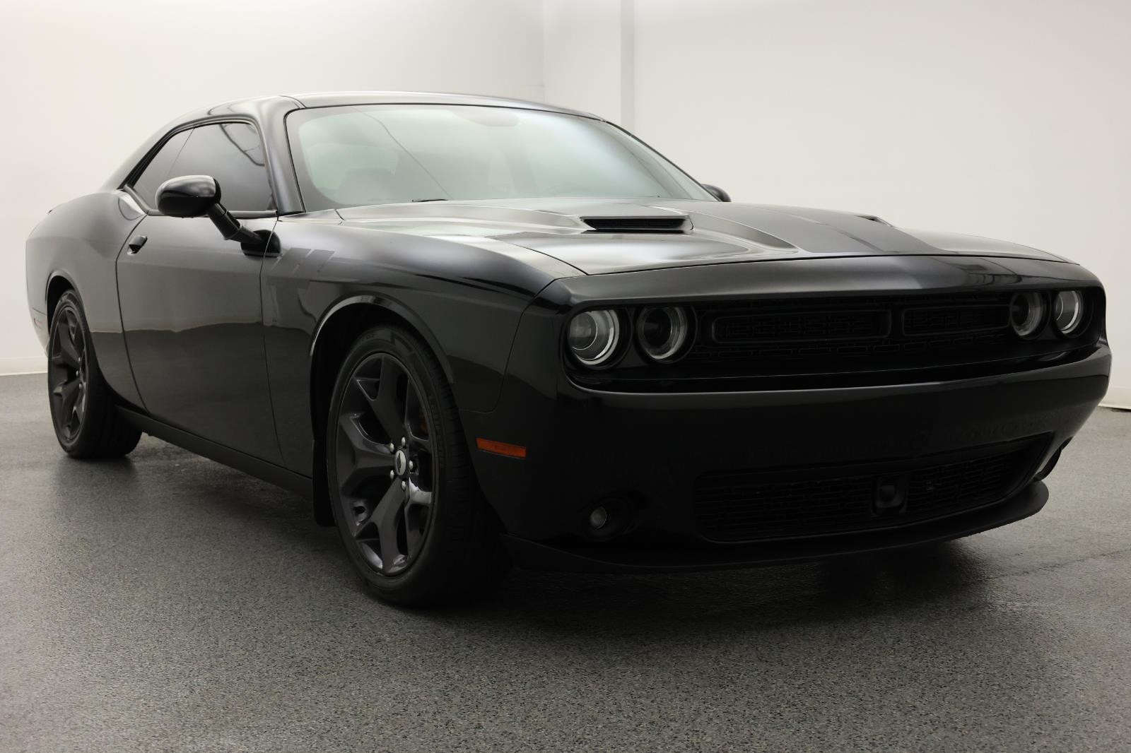 2018 Dodge Challenger R/T Plus 8