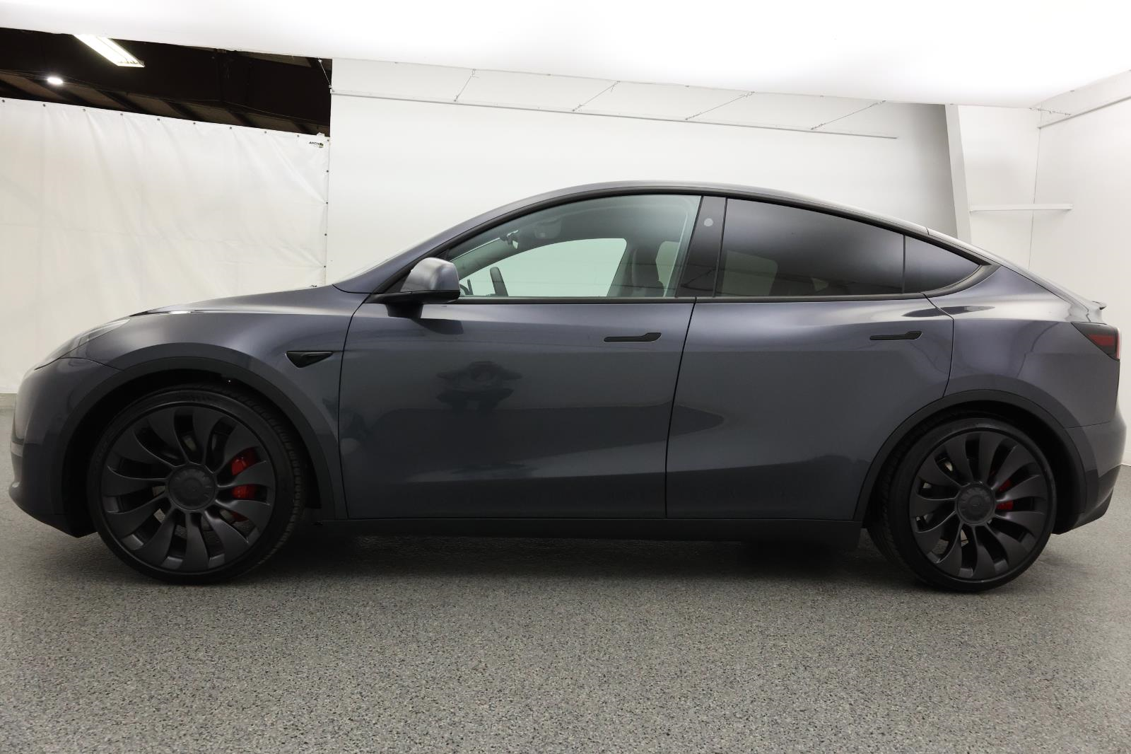 2023 Tesla Model Y Performance 2