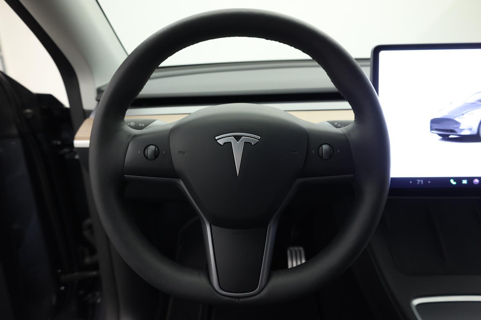 2023 Tesla Model Y Performance 20