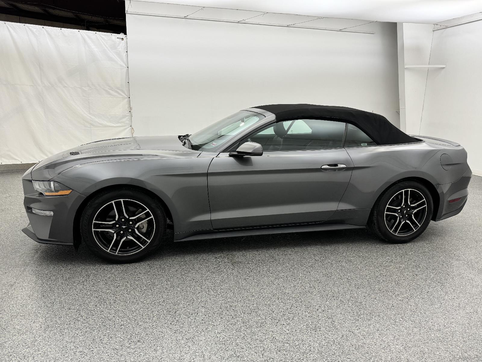 2021 Ford Mustang EcoBoost Premium 2