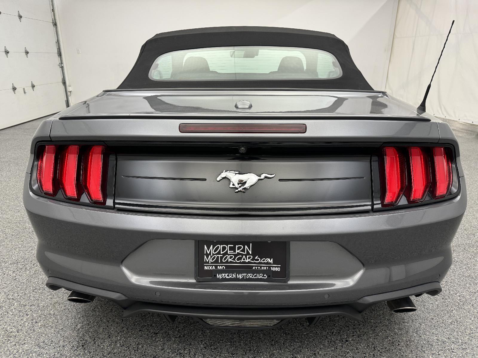 2021 Ford Mustang EcoBoost Premium 4